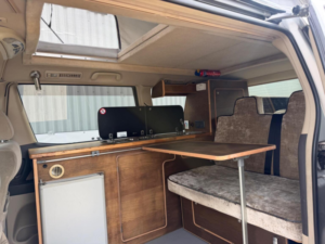 2005 Toyota Alphard Camper Van 4 Berth 2.4 Petrol Hybrid in Silver — image 2