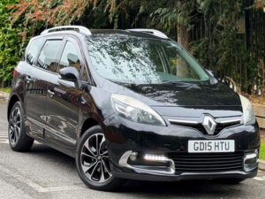 2015 Renault Grand Scenic 1.6 Dci Energy Dynamique Tomtom MPV 5dr Diesel Manual Euro 5 (s/s) (130 Ps) in Black — image 5