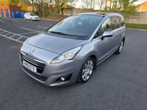 2016 Peugeot 5008 1.6 Bluehdi Allure in Grey — image 3