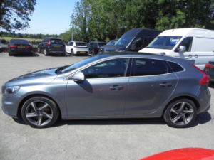 2015 Volvo V40 2.0 D3 R-Design Nav Euro 6 (s/s) 5dr in Grey — image 4