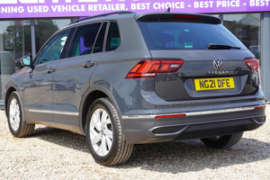 2021 Volkswagen Tiguan 1.5 Tsi Life Euro 6 (s/s) 5dr in Grey — image 2