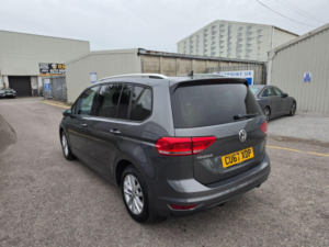 2017 Volkswagen Touran 1.6 Tdi Se Family Euro 6 (s/s) 5dr in Grey — image 4