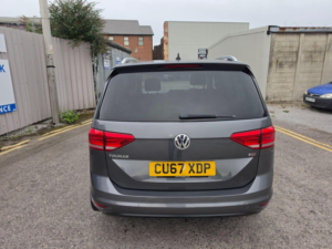 2017 Volkswagen Touran 1.6 Tdi Se Family Euro 6 (s/s) 5dr in Grey — image 5