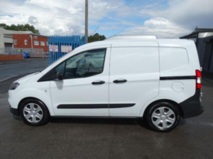 2023 Ford Transit Courier 1.5 Tdci Trend L1 Euro 6 5dr in White — image 5