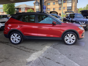 2018 SEAT Arona 1.6 Tdi Se Technology Lux Euro 6 (s/s) 5dr in Red — image 2