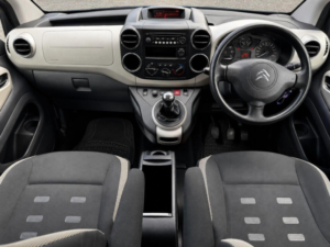 2014 Citroen Berlingo 1.6 Hdi Xtr Multispace MPV Euro 5 5dr in Blue — image 6