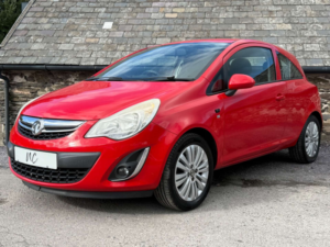 2012 Vauxhall Corsa 1.2 Corsa Excite Ac 3dr in Red — image 2