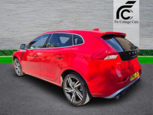 2017 Volvo V40 2.0 T3 R-Design Pro Euro 6 (s/s) 5dr in Red — image 5