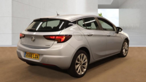 2016 Vauxhall Astra 1.4 I Turbo Design in Silver — image 3