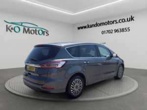 2019 Ford S-Max 2.0 Ecoblue Titanium Auto Euro 6 (s/s) 5dr in Grey — image 6