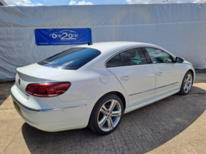 2016 Volkswagen Cc 2.0 Tdi Bluemotion Tech R-Line in White — image 5