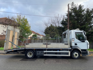 2015 Renault Premium D12 Automatic Beavertail in White — image 5