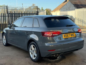 2017 Audi A3 1.5 Tfsi Cod Se Sportback S Tronic Euro 6 (s/s) 5dr in Grey — image 4