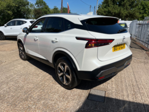 2023 Nissan Qashqai 1.5 H E-Power N-Connecta SUV 5dr Petrol Hybrid Auto Euro 6 (s/s) (190 Ps) in White — image 4