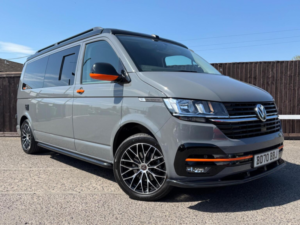 2021 Volkswagen Transporter 2.0 Tdi T30 Lwb Sport+ Redline Camper in Grey — image 5