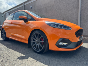 2020 Ford Fiesta 1.5 T Ecoboost St Performance Edition in Orange — image 4