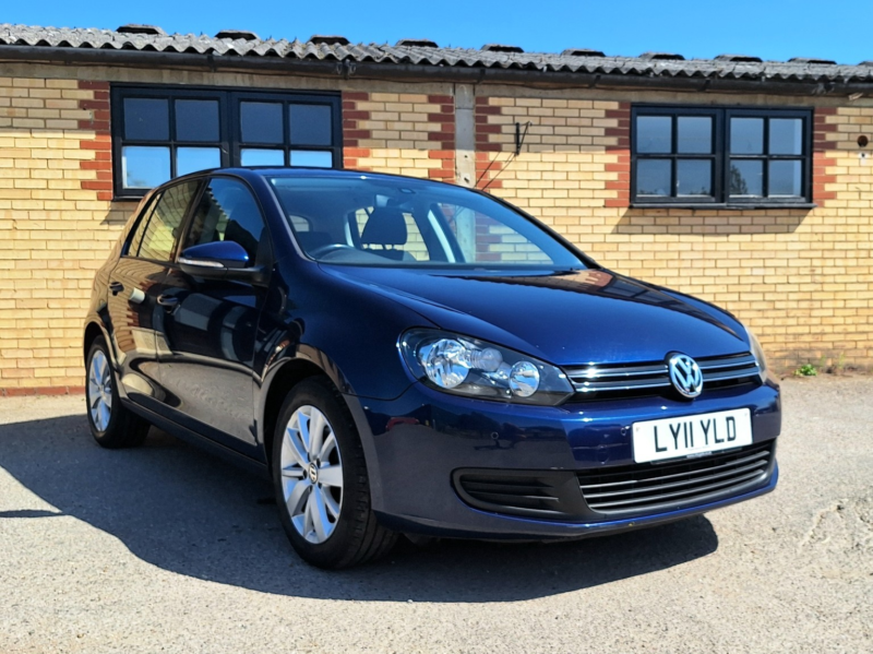 2011 Volkswagen Golf 1.4 Tsi Match in Blue — image 1