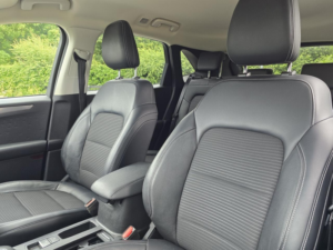 2020 Ford Kuga 1.5t Ecoboost Titanium SUV 5dr Petrol Manual 2WD Euro 6 (s/s) (150 Ps) in Blue — image 3