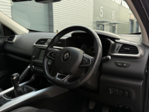 2016 Renault Kadjar 1.5 Dci Dynamique S Nav Euro 6 (s/s) 5dr in Grey — image 2