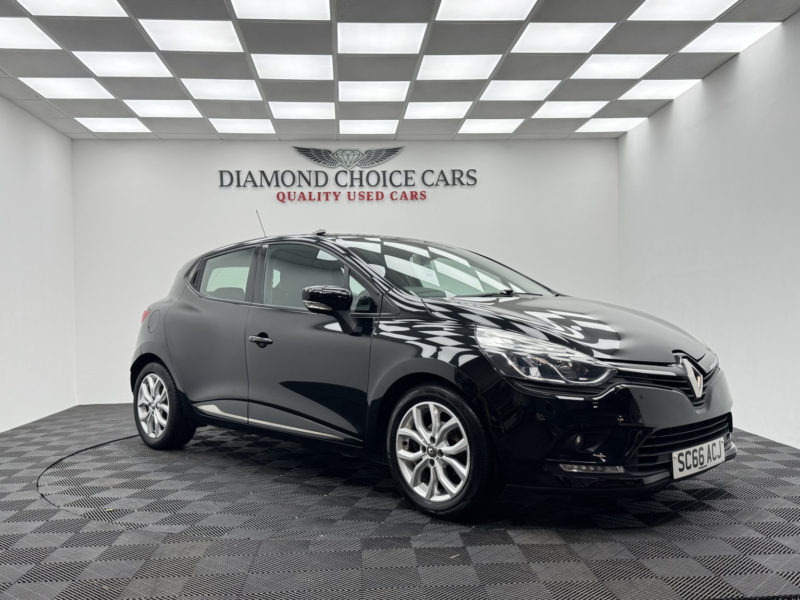 2016 Renault Clio 0.9 Dynamique Nav Tce 90 in Black — image 1