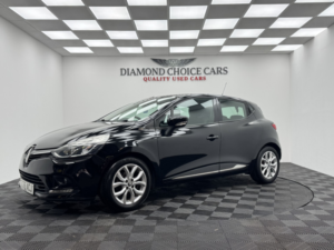2016 Renault Clio 0.9 Dynamique Nav Tce 90 in Black — image 3