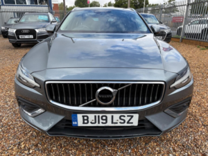 2019 Volvo V60 2.0 D3 Inscription Pro Auto Euro 6 (s/s) 5dr in Grey — image 3