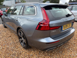 2019 Volvo V60 2.0 D3 Inscription Pro Auto Euro 6 (s/s) 5dr in Grey — image 5