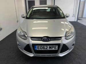 2012 Ford Focus 1.6 Titanium Powershift Euro 5 5dr — image 2