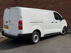 2023 Vauxhall Vivaro 1.5 Turbo D 2900 Prime L2 H1 Euro 6 (s/s) 6dr in White — image 6
