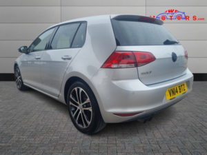 2014 Volkswagen Golf 1.4 Tsi Bluemotion Tech Act Gt in Silver — image 5
