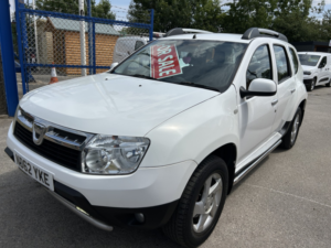 2013 Dacia Duster 1.5 Dci Laureate 4x4 in White — image 2