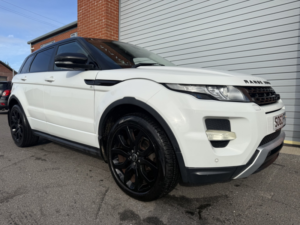 2013 Land Rover Range Rover Evoque 2.2 Sd4 Dynamic in White — image 2