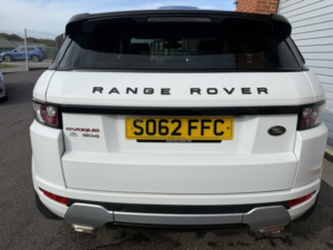 2013 Land Rover Range Rover Evoque 2.2 Sd4 Dynamic in White — image 5