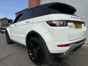 2013 Land Rover Range Rover Evoque 2.2 Sd4 Dynamic in White — image 6