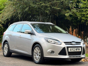 2012 Ford Focus 1.6 Titanium Estate 5dr Petrol Powershift Euro 5 (125 Ps) in Silver — image 6