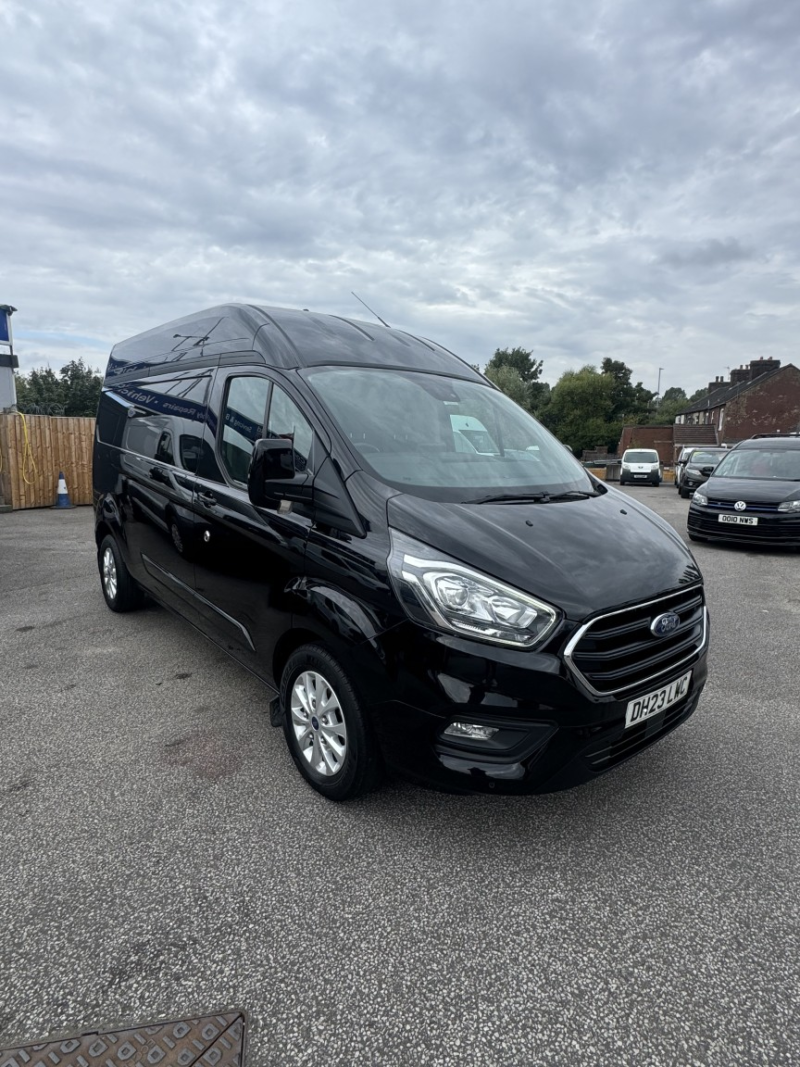 2023 Ford Transit Custom 2.0 Transit Custom Limited Van 300 L2 2.0l Ecoblue 130ps Fwd 6 Speed Manual in Black — image 1