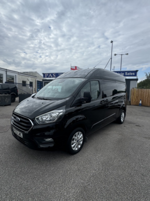 2023 Ford Transit Custom 2.0 Transit Custom Limited Van 300 L2 2.0l Ecoblue 130ps Fwd 6 Speed Manual in Black — image 2