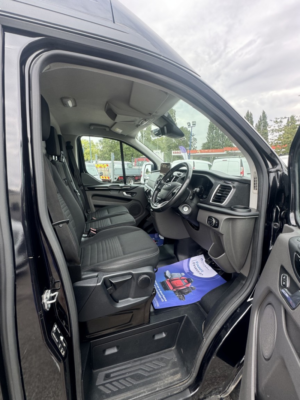 2023 Ford Transit Custom 2.0 Transit Custom Limited Van 300 L2 2.0l Ecoblue 130ps Fwd 6 Speed Manual in Black — image 6