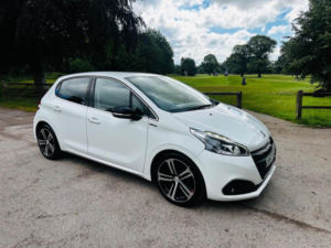 2017 Peugeot 208 1.6 Bluehdi Gt Line Euro 6 (s/s) 5dr in White — image 6