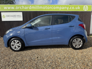 2015 Hyundai I10 1.2 Se in Blue — image 3