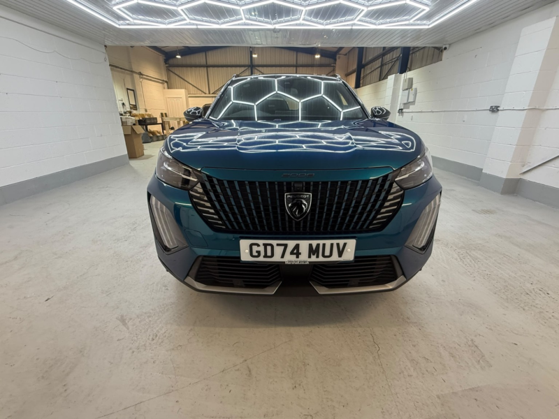 2025 Peugeot 2008 1.2 Puretech Gt in Blue — image 1