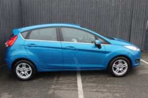 2014 Ford Fiesta 1.0 T Ecoboost Zetec in Blue — image 4
