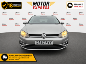 2017 Volkswagen Golf 1.6 Tdi Se Nav in Silver — image 3