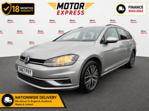 2017 Volkswagen Golf 1.6 Tdi Se Nav in Silver — image 4
