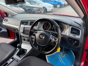 2016 Volkswagen Golf 1.6 Tdi Bluemotion Tech Match Edition Euro 6 (s/s) 5dr in Red — image 3