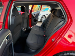 2016 Volkswagen Golf 1.6 Tdi Bluemotion Tech Match Edition Euro 6 (s/s) 5dr in Red — image 5