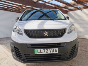2022 Peugeot E-Expert E-Expert Professional Standard 75kwh Auto in White — image 2