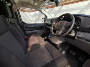 2022 Peugeot E-Expert E-Expert Professional Standard 75kwh Auto in White — image 5