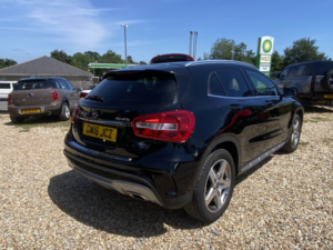 2016 Mercedes-Benz Gla 2.1 Gla220d Amg Line in Black — image 3