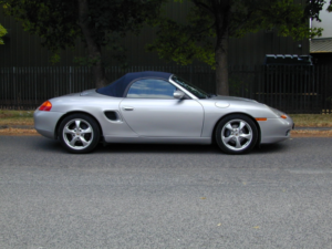 2000 Porsche Boxster Ref 8810 - Porsche Boxster 987 2.7 Manual - Very Low Miles! - Just 59k! (rhd - Uk Car) in Silver — image 2